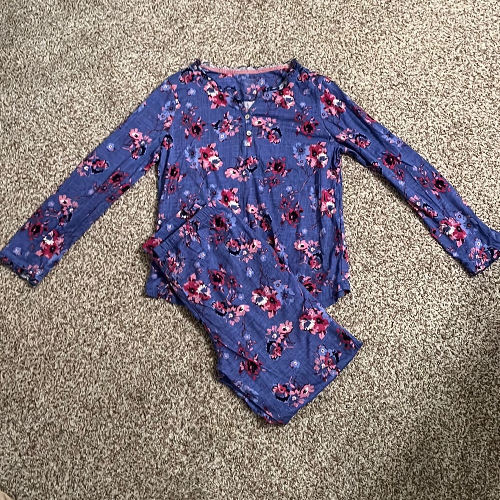 Appleseed’s Pajamas